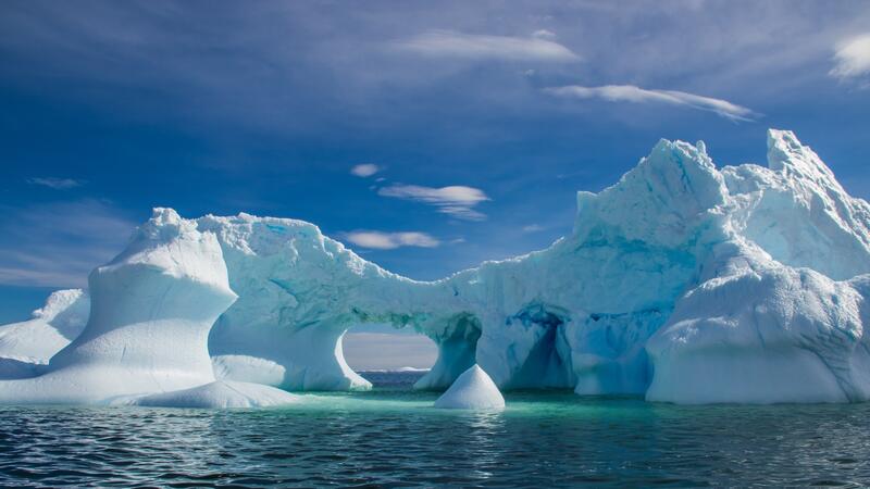 Fly and Cruise Antarctica aboard the Magellan Discoverer