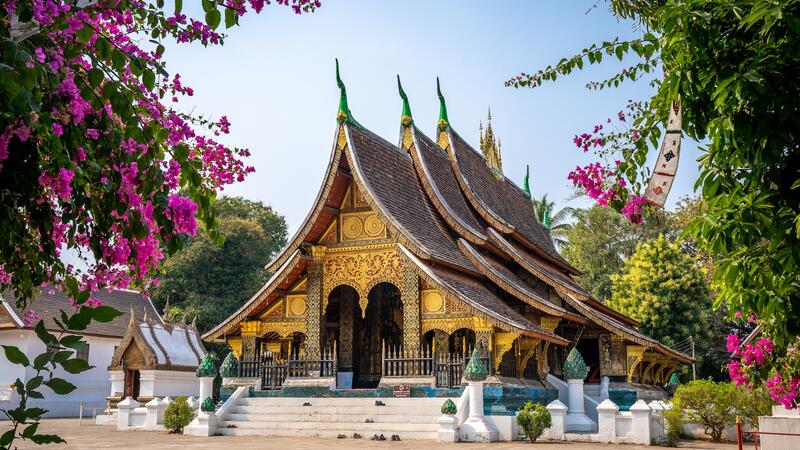 Laos and Thailand aboard the Anouvong