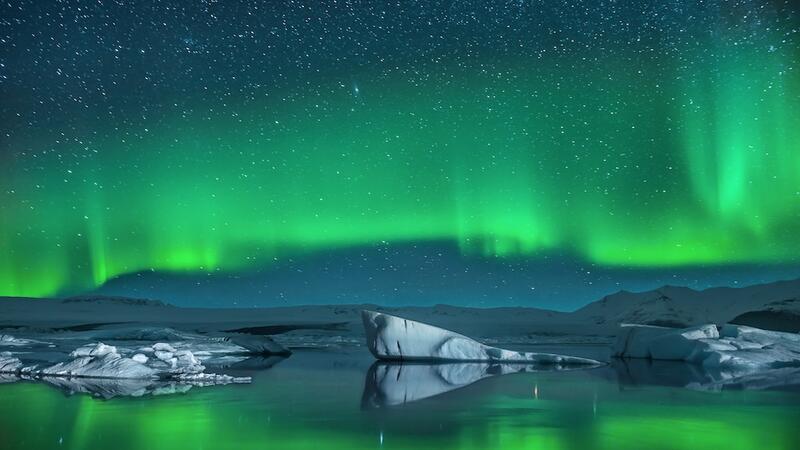 Icebergs under Northern Lights